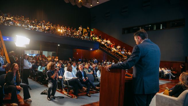 La Cumbre Mundial de Comunicación Política convirtió Montevideo en el centro regional de varios debates.