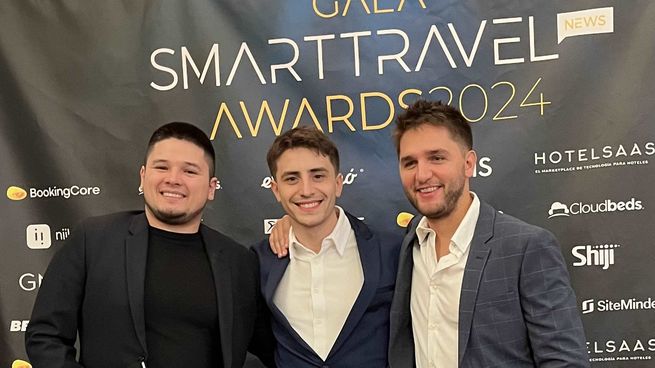 Los emprendedores Santiago Esmoris, Agustín Albiero y Gonzalo Rioja, fundadores de WeSpeak.