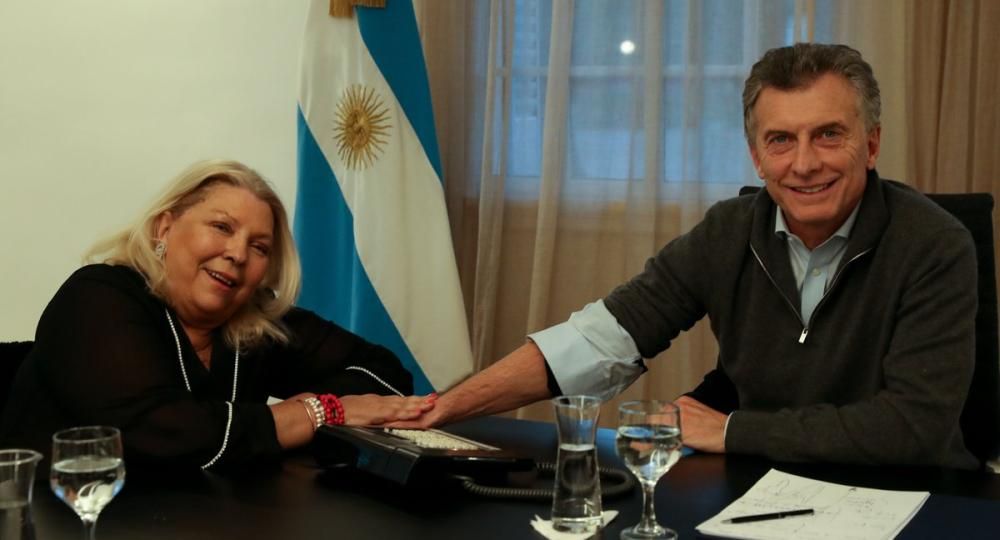 Elisa Carrió y Mauricio Macri, en otra reunión para limar asperezas. (Foto: archivo)