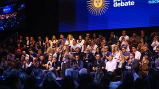Dirigentes del peronismo participaron de un encuentro en Parque Norte para debatir una propuesta federal, productiva y con eje en el trabajo. Dirigentes del peronismo participaron de un encuentro en Parque Norte para debatir una propuesta federal, productiva y con eje en el trabajo.