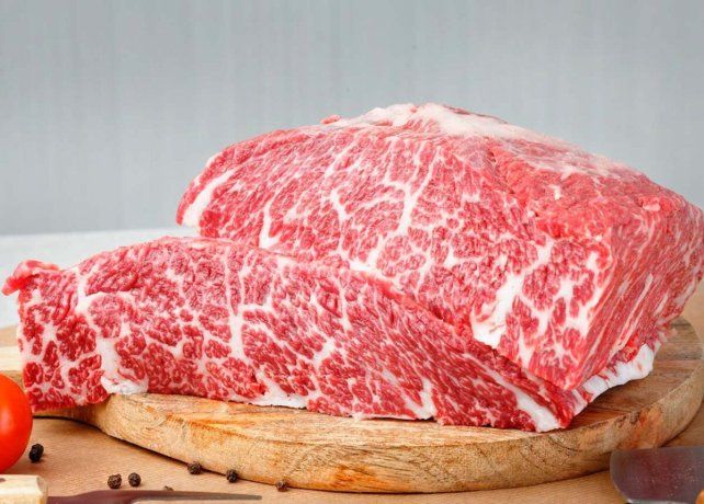La carne Wagyu tiene distintos niveles de marmolado, siendo el A5 el más caro de todos. La carne Wagyu tiene distintos niveles de marmolado, siendo el A5 el más caro de todos.