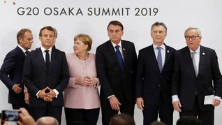 Emmanuel Macron, Angela Merkel, Jair Bolsonaro, Mauricio Macri y Jean Claude Juncker el día que anunciaron el acuerdo ente el Mercosur y la UE en 2019.