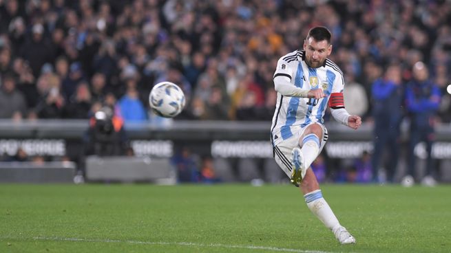 gol messi tiro libre.jpg