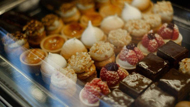 El impacto de la inflación y la caída en ventas llevó a una pastelería a pedirle ayuda al público.