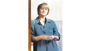 Tras la polémica desatada en Suecia, cuando dos de sus colegas aseguraron que Larsson no fue el autor de «Millenium», Eva Gabrielsson, su compañera, refutó esas versiones.