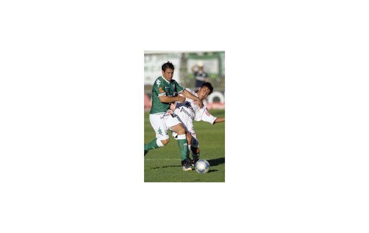 Bien arriba. Instituto empató en Caballito y mantuvo la diferencia con River.