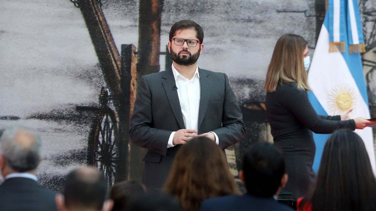 Boric calls for broader agreements to approve the new Constitution in Chile