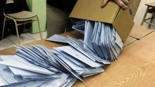 El domingo 26 de octubre Argentina elige diputados y senadores. El domingo 26 de octubre Argentina elige diputados y senadores.