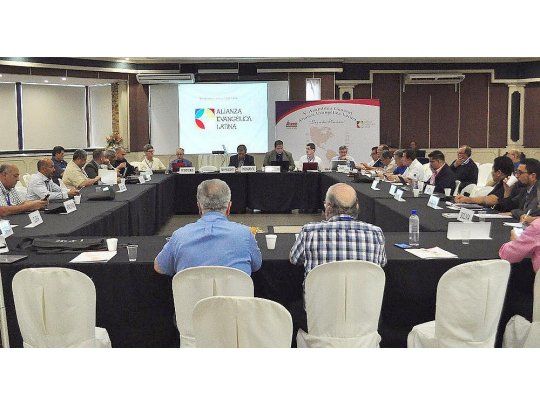 Difunden manifiesto evangélico con fuerte rechazo a la ley de aborto y el matrimonio igualitario