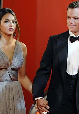 Matt Damon y su esposa argentina.
