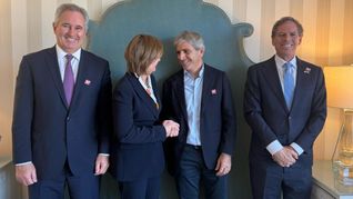 Chevron hará una inversión dentro del RIGI por más de u$s10.000 millones. Chevron hará una inversión dentro del RIGI por más de u$s10.000 millones.