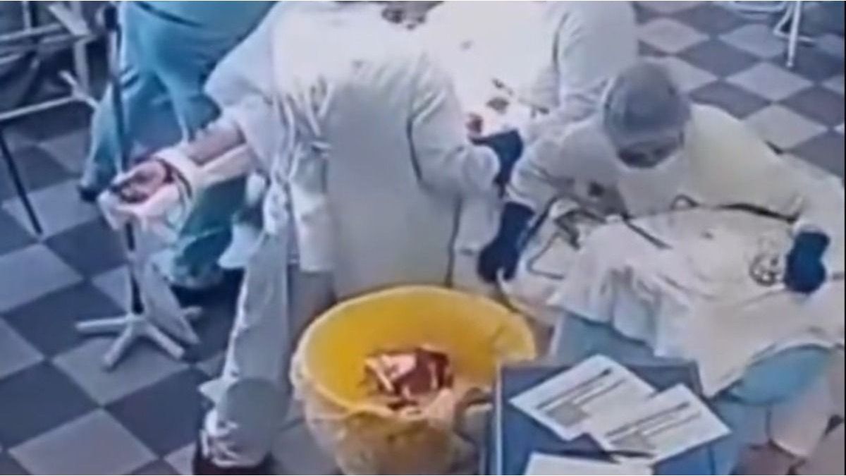 In full earthquake, a Russian medical team performed an operation
