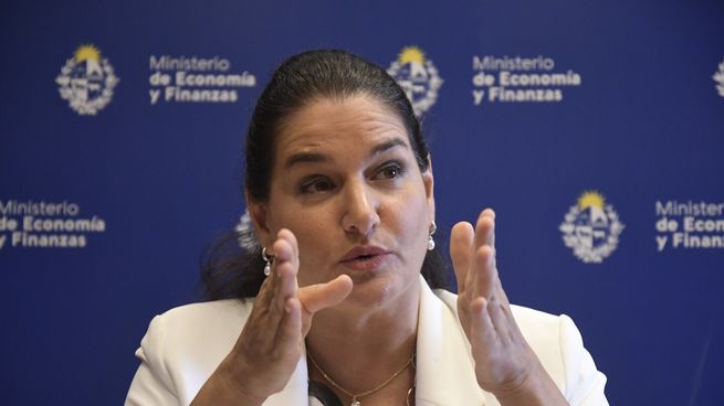 La directora de Política Económica, Marcela Bensión, explicó que el presupuesto aumentó sistemáticamente en Uruguay.
