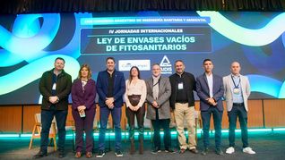 Especialistas del sector público y privadoabordaron oportunidades y desafíos del sistema integral de gestión, el rol dela industria plástica y el liderazgo del agro como motor de la producciónsostenible. Especialistas del sector público y privadoabordaron oportunidades y desafíos del sistema integral de gestión, el rol dela industria plástica y el liderazgo del agro como motor de la producciónsostenible.