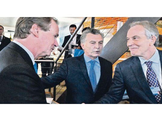 Gestiones. Bordet y Macri, durante el contacto con empresarios.