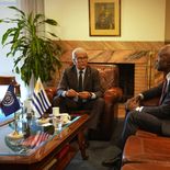 Juan Castillo y Gilbert F. Houngbo, director general de la OIT. Juan Castillo y Gilbert F. Houngbo, director general de la OIT.