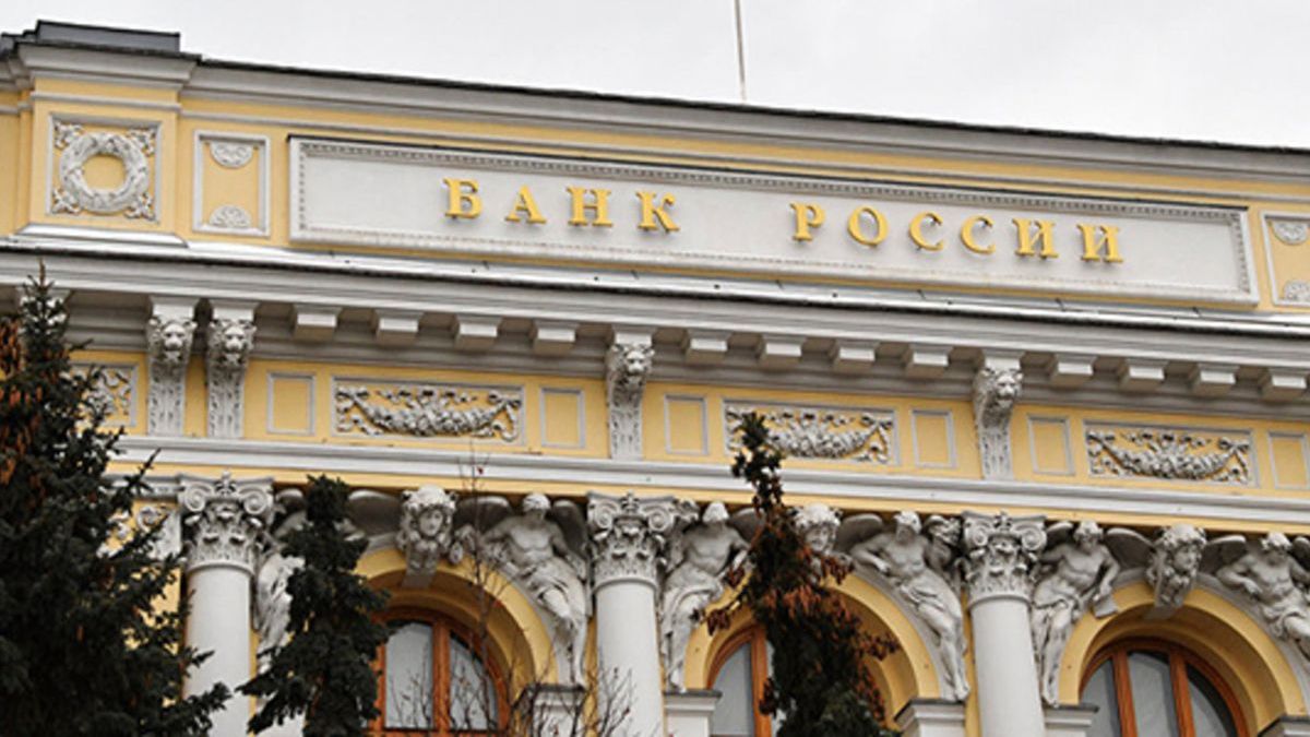 Fitch, Moody’s and MSCI lowered Russia’s rating and already consider it an isolated country and at risk of default