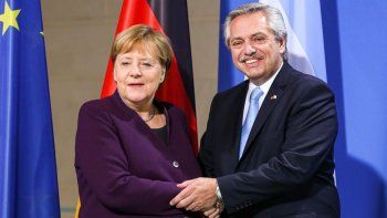 La canciller alemana, Angela Merkel y el presidente Alberto Fernández.&nbsp;