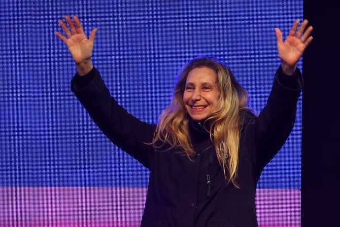 Karina Milei encabezó el acto de lanzamiento en Tucumán junto a Martín Menem, Lisandro Catalán y Lilia Lemoine. Karina Milei encabezó el acto de lanzamiento en Tucumán junto a Martín Menem, Lisandro Catalán y Lilia Lemoine.