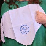 El envío de kits de ADN a los consulados argentinos fue suspendido por el Gobierno, según alertó la Red Internacional de Abuelas de Plaza de Mayo en Europa a la Agencia EFE. El envío de kits de ADN a los consulados argentinos fue suspendido por el Gobierno, según alertó la Red Internacional de Abuelas de Plaza de Mayo en Europa a la Agencia EFE.