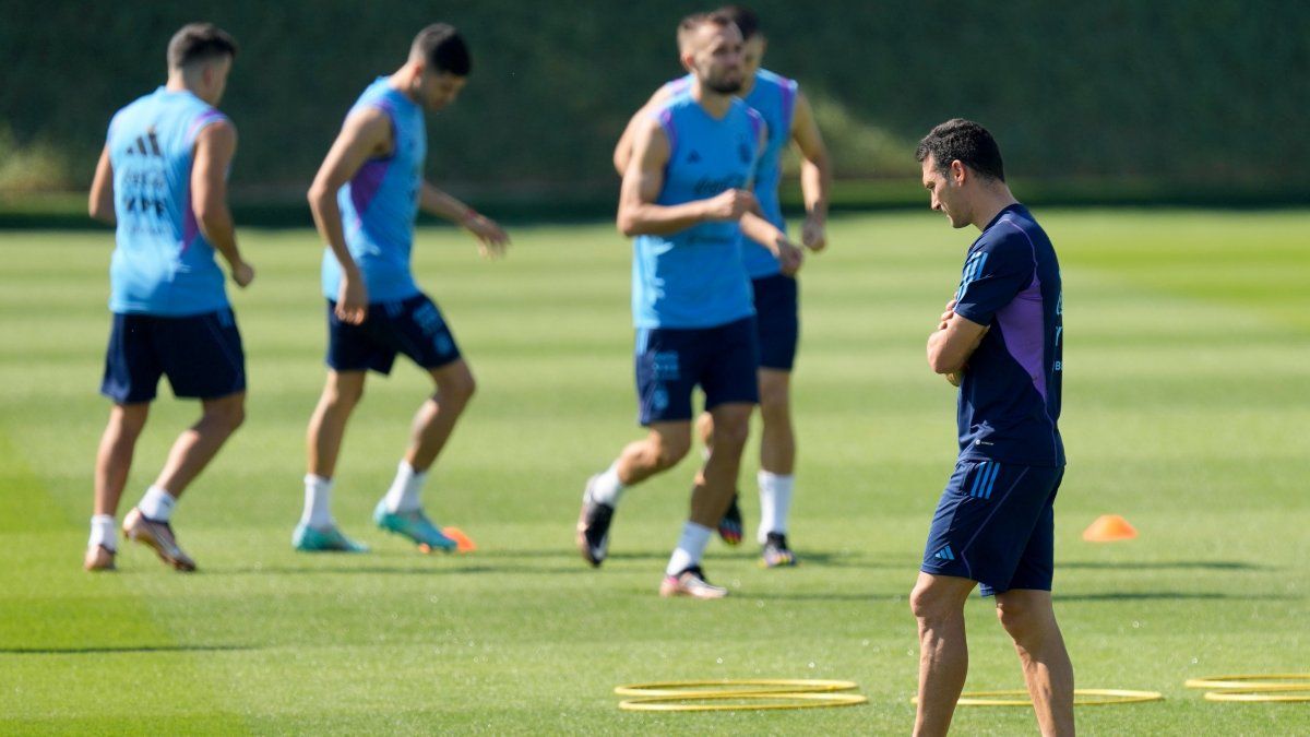 The Argentine National Team returned to training and is preparing for the key match against Mexico