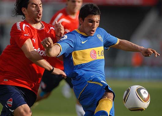 Demasiado friccionado fue el partido entre Boca e Independiente.