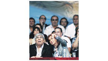 ámbito.com | Hugo Moyano y Cristina de Kirchner, una imagen que el camionero quiere que se repita en su acto en River.