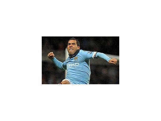 Manchester City rechazó los 25 millones de euros que Inter ofreció por Tevez.