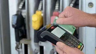 El peso de los impuestos se hace sentir en la composición de precios de los combustibles. El peso de los impuestos se hace sentir en la composición de precios de los combustibles.