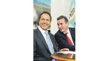 Daniel Scioli y Francisco Pérez ayer en Mendoza, en donde hubo más de un acuerdo. Lo primero, gobernadores PJ todos juntos a Jujuy en noviembre.