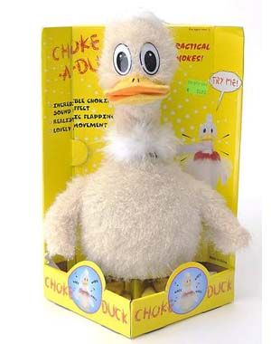 El peluche de un patito que grita cuando lo ahorcan.
