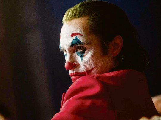 Joaquin Phoenix como el Joker en la película que le dio su último Oscar.