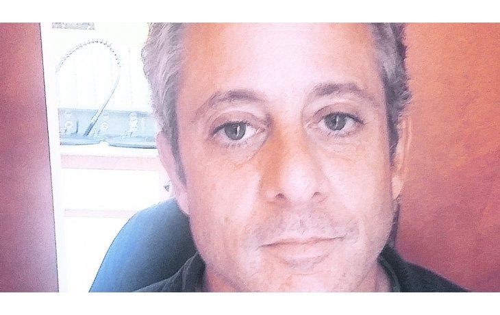 ámbito.com | Fernández Bitar. Autor de un documental sobre el making de “Séptimo día”, y biógrafo de Soda Stereo.