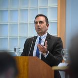 Julio Cordero dfeendió la reforma laboral. Julio Cordero dfeendió la reforma laboral.