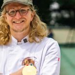 se graduo de ingeniero en alimentos en la universidad iberoamericana y hoy es el mejor panadero de las americas