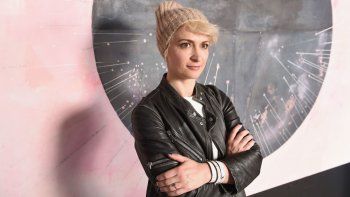 ¿quien era halyna hutchins? la directora de fotografia que murio tras el disparo de alec baldwin