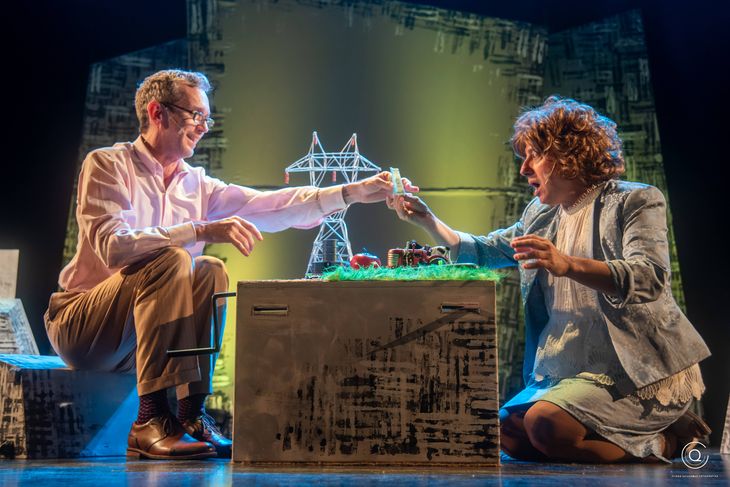 After a year of success, “Argentina al divan” returns to the theater, with Diego Reinhold and Daniel Casablanca