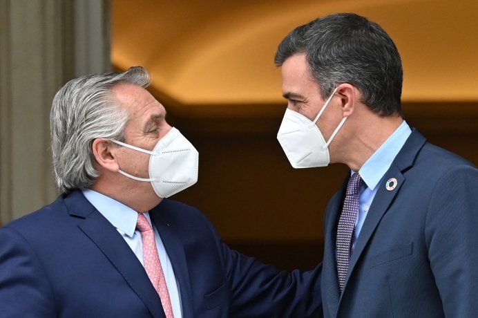 El presidente Alberto Fernández junto a su par español El presidente Alberto Fernández junto a su par español