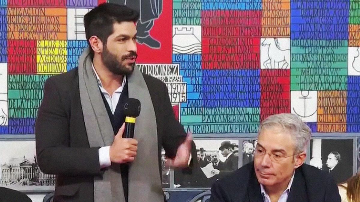 Andrés Ojeda suggested that the Broad Front blocks its presidential candidate because it loses votes