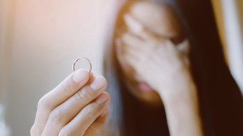 Coronavirus impacta en el amor y paraliza bodas