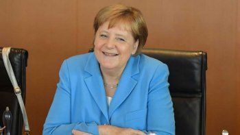 merkel aseguro que europa aprobara el uso de la sputnik v