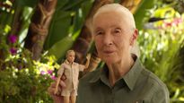 La primatóloga Jane Goodall tiene una Barbie a su imagen, hecha con plástico reciclado