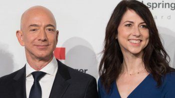 Jeff Bezos y Mackenzie Ziegler.