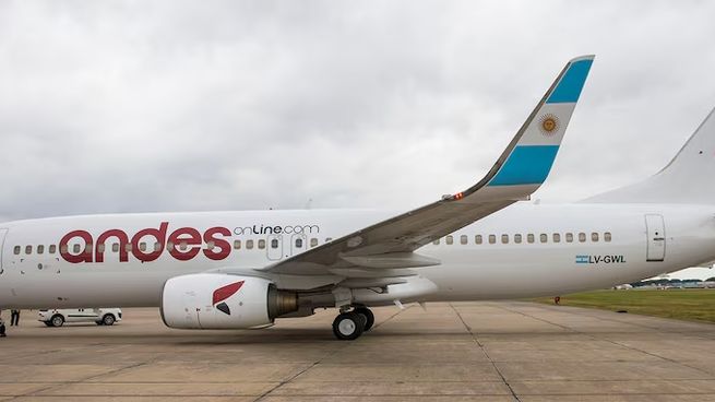 Andes Líneas Aéreas comenzó a volar en 2006. En 2020 canceló sus operaciones y las retomó en 2023.