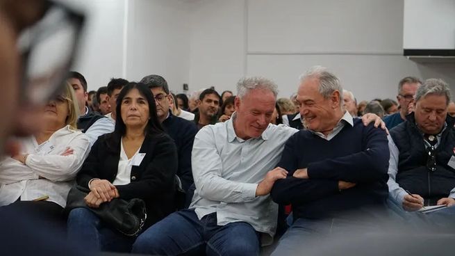 Darío Schneider y Atilio Benedetti, encabezaron la lista ganadora.