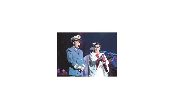 ámbito.com | La soprano santafesina Daniela Tabernig compone a una Cio-Cio San inolvidable. El chileno Pedro Espinoza no estuvo a su altura.