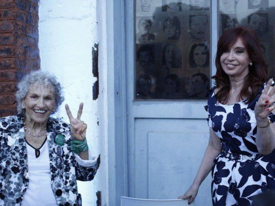 Lita Boitano y Cristina de Kirchner.