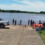 Tres mujeres murieron en un naufragio en el rio Paraná. Tres mujeres murieron en un naufragio en el rio Paraná.