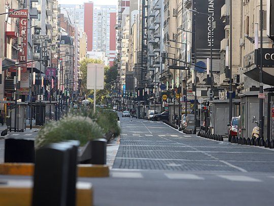 Cambios. A lo largo de los años la avenida despidió y dio la bienvenida a todo tipo de locales comerciales&nbsp;