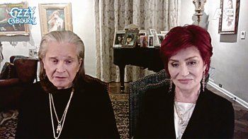 Nueve vidas. Ozzy Osbourne y su esposa, Sharon, tal como se vieron en el Zoom para América Latina.